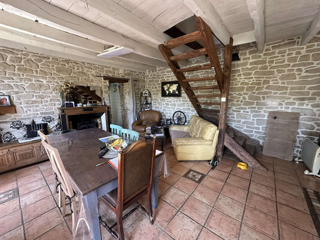 Maison à SAINT-BARTHELEMY