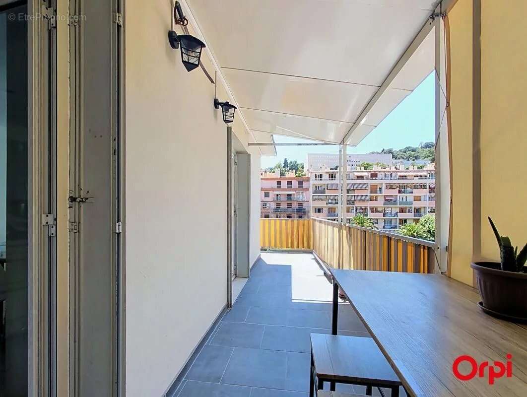 Appartement à MENTON