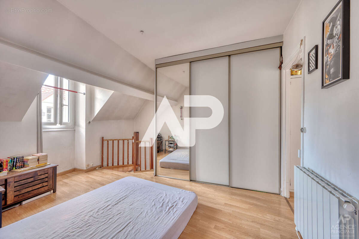 Appartement à RUEIL-MALMAISON