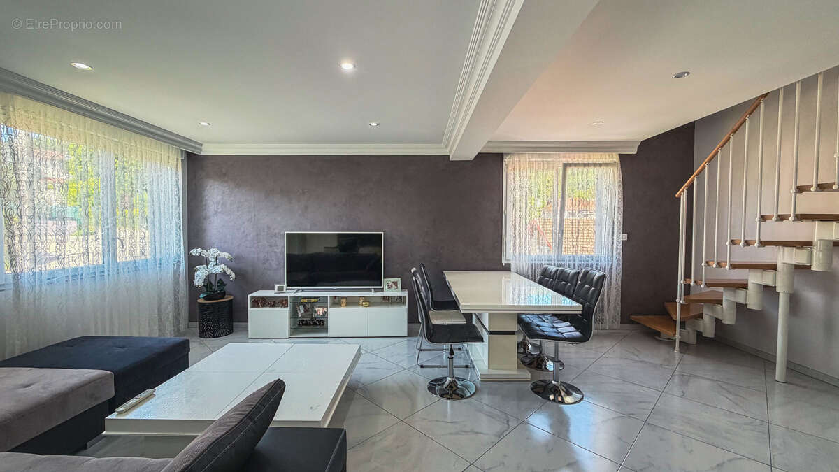 Appartement à VILLERS-LE-LAC