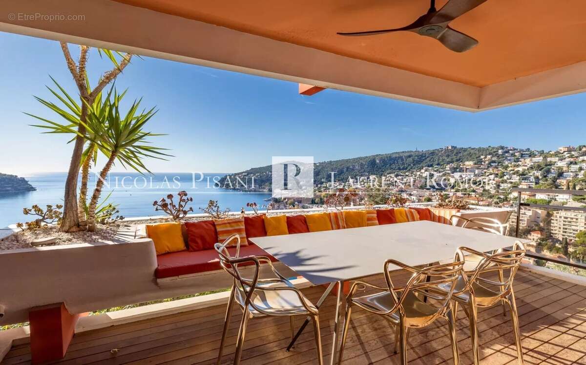 Appartement à VILLEFRANCHE-SUR-MER