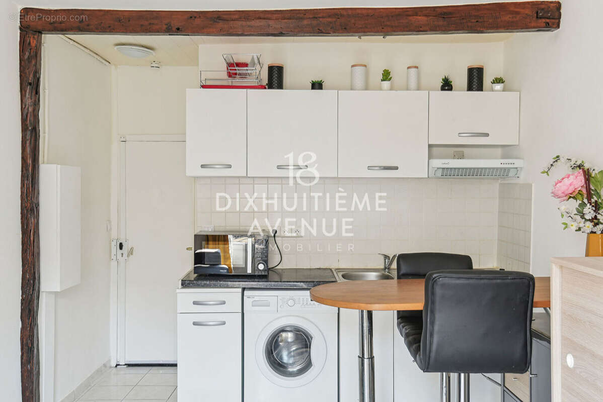 Appartement à PARIS-18E