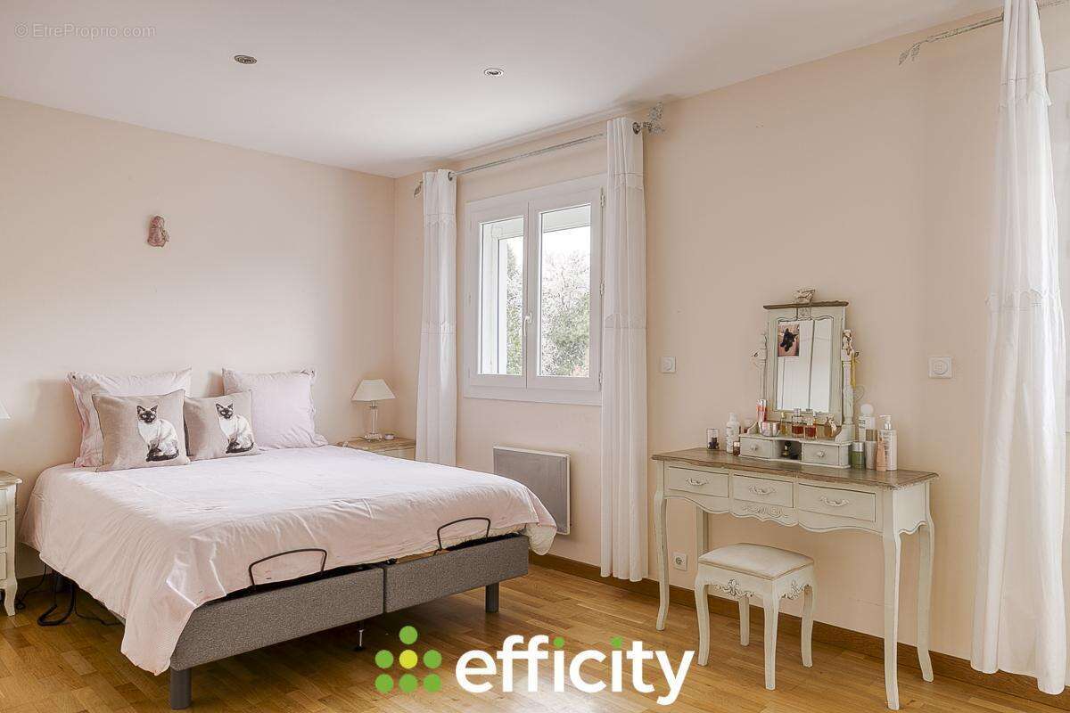 Maison à CHASSE-SUR-RHONE