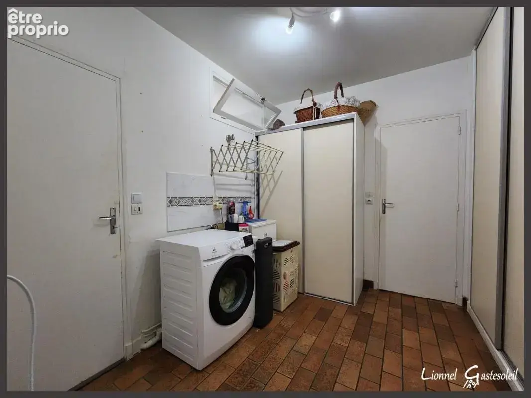 Maison à vendre de plain pieds 2/3 chambres sur la communes de Vélines en Dordogne (24) - photo 8