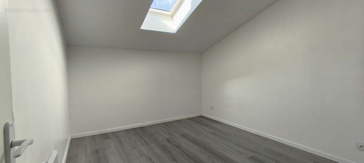 Appartement à ROMANS-SUR-ISERE