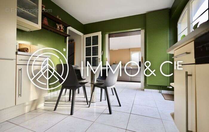 Maison à QUESNOY-SUR-DEULE