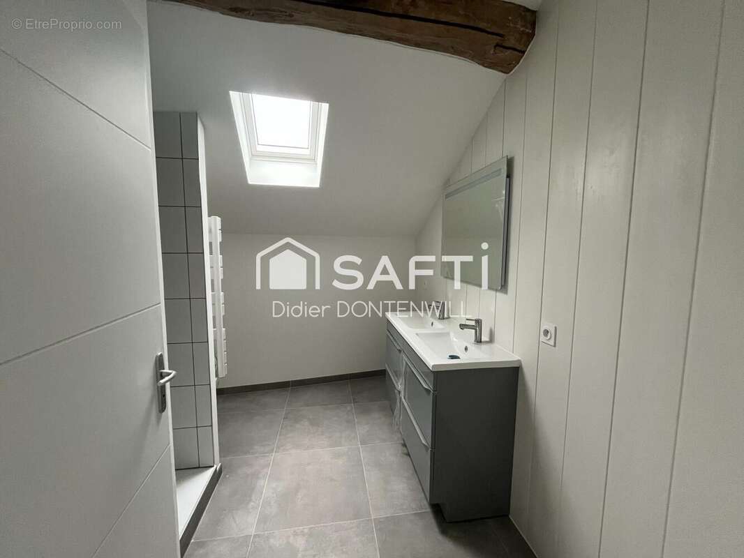 Photo 9 - Appartement à VILLEMOIRIEU