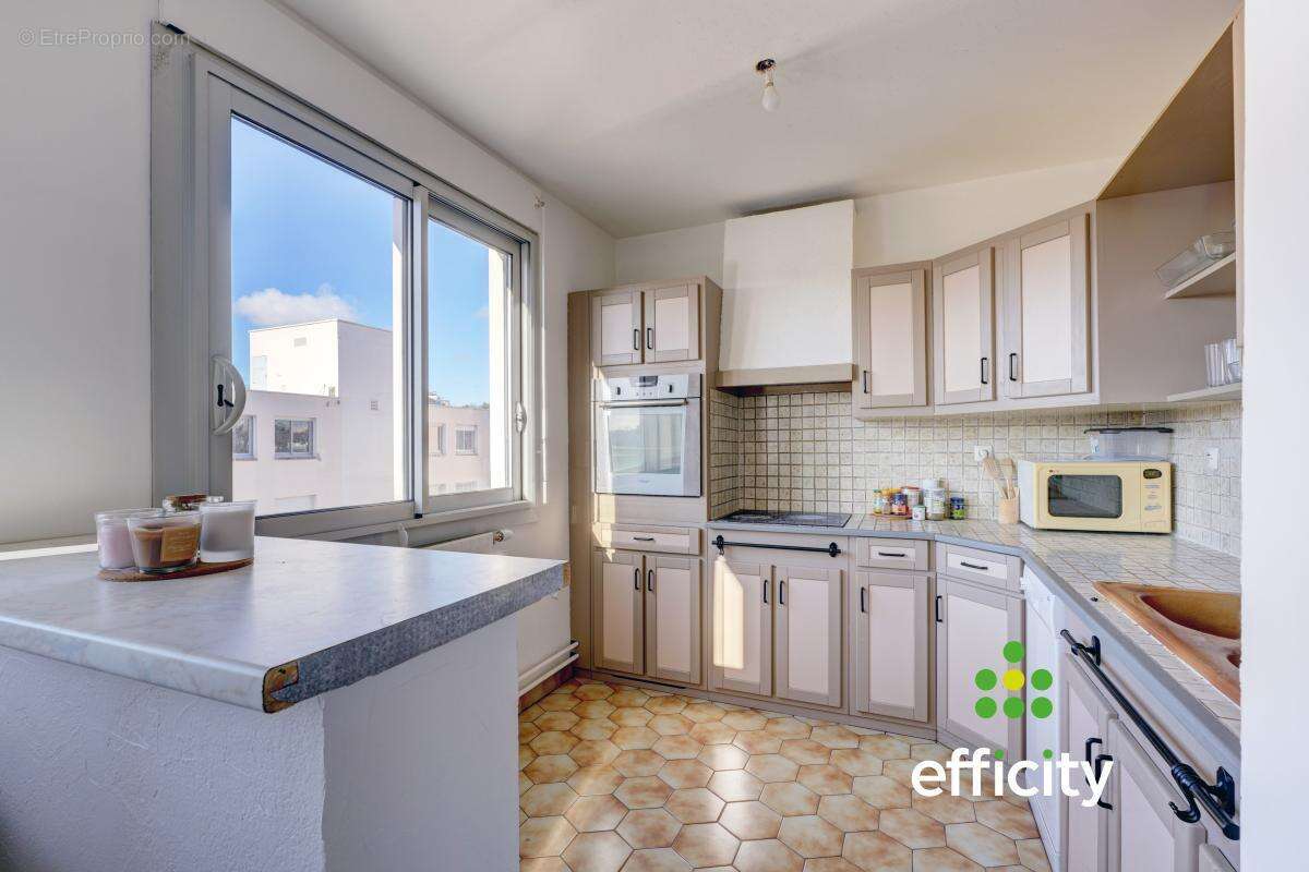 Appartement à OULLINS