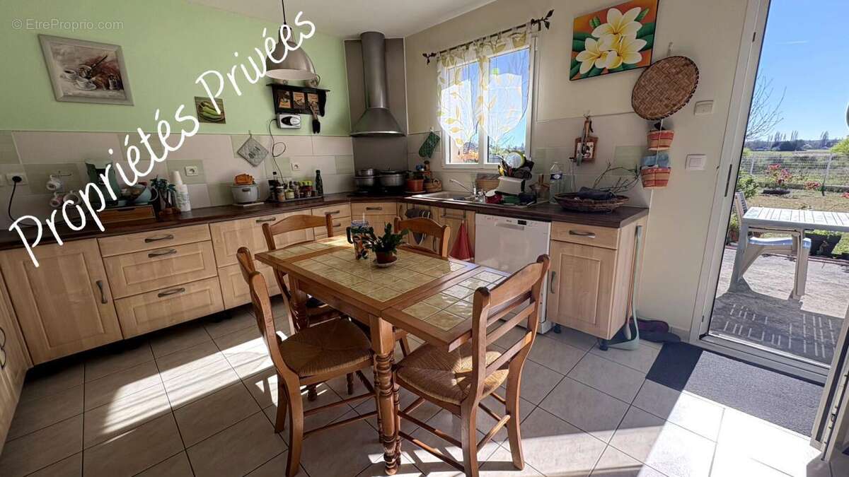 Maison Fresnes 8 pièce(s) 112 m2 - photo 2