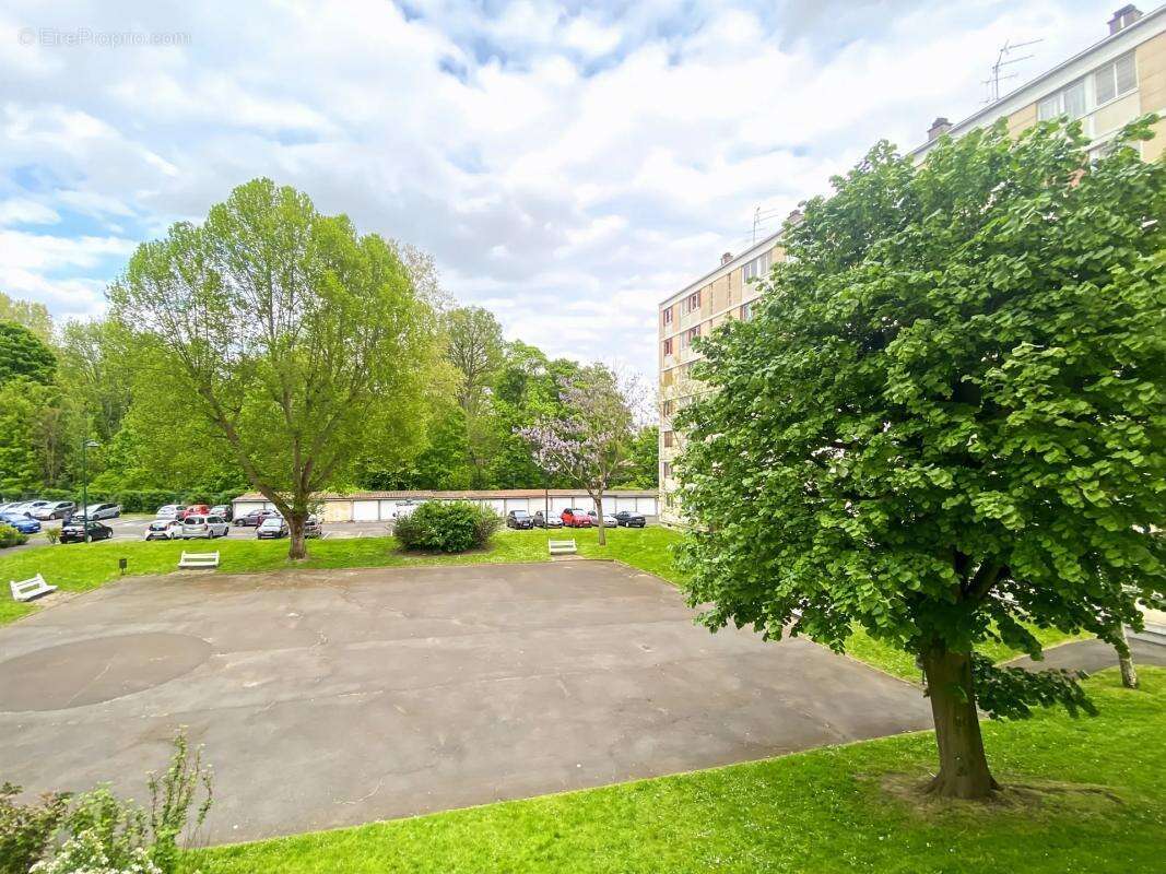 Appartement à EPINAY-SUR-SEINE