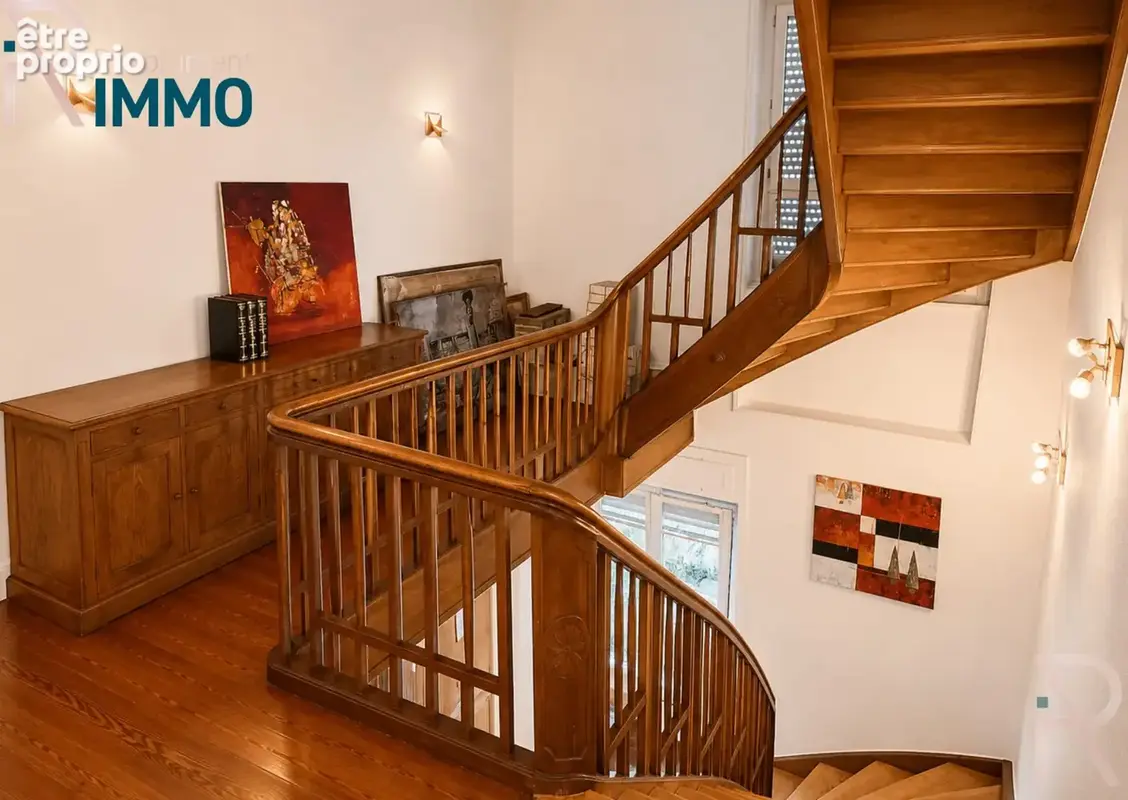 Maison 327 m² à Colmar  - photo 9