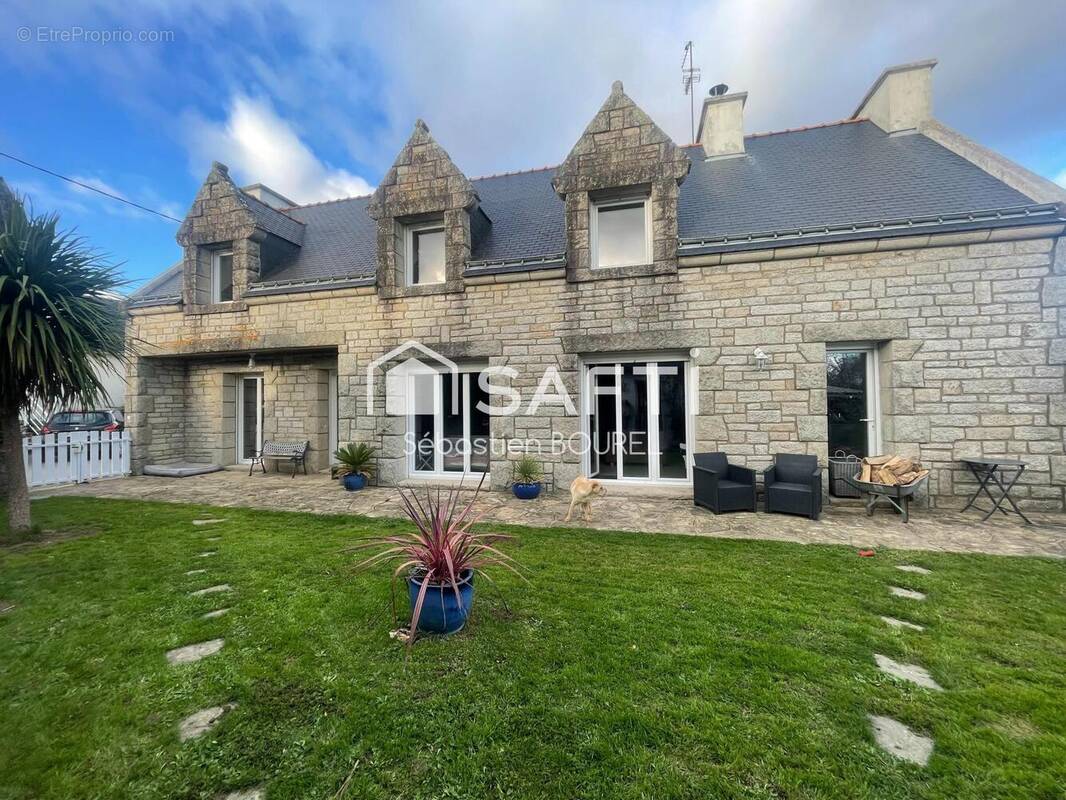 Photo 1 - Maison à PLOUGOUMELEN