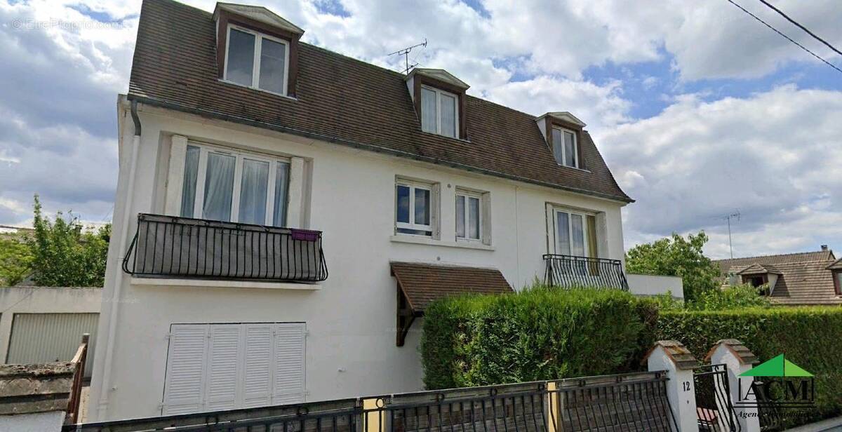 Appartement à MERY-SUR-OISE