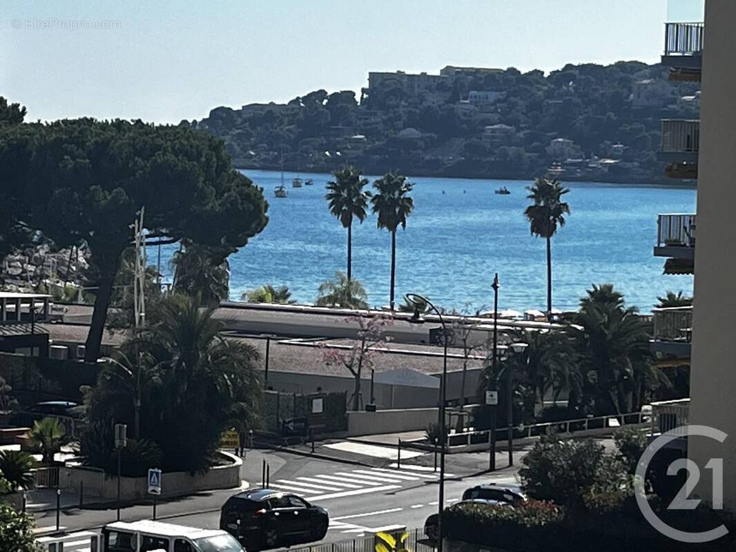 Appartement à ROQUEBRUNE-CAP-MARTIN