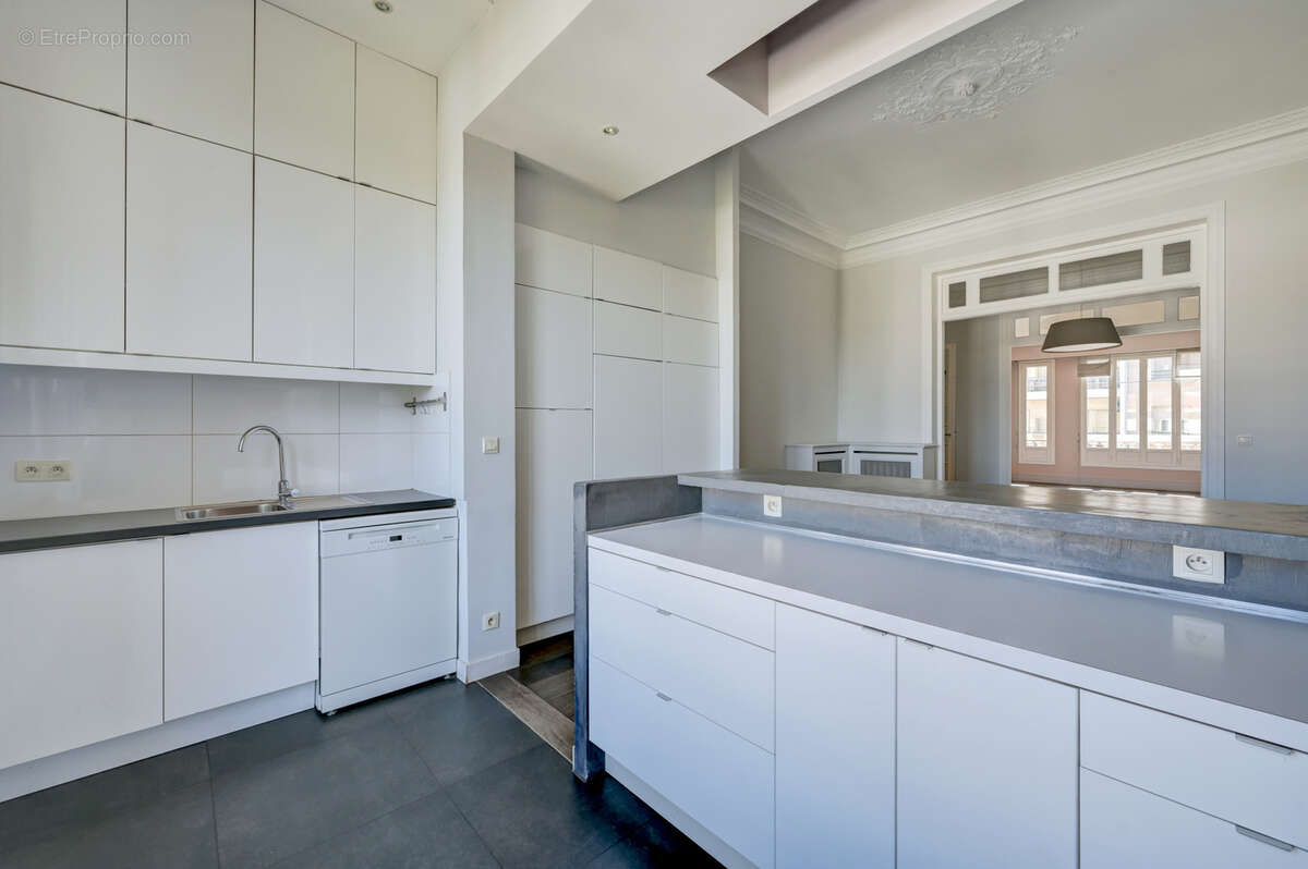 Appartement à MARSEILLE-8E