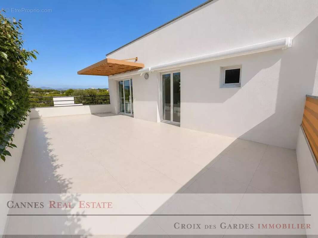 Superbe 4 pieces dernier etage + 80m² terrasse - photo 2