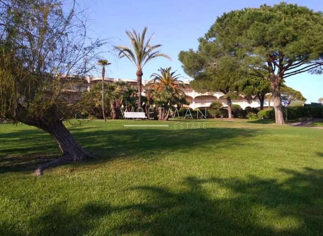 Appartement à VILLENEUVE-LOUBET