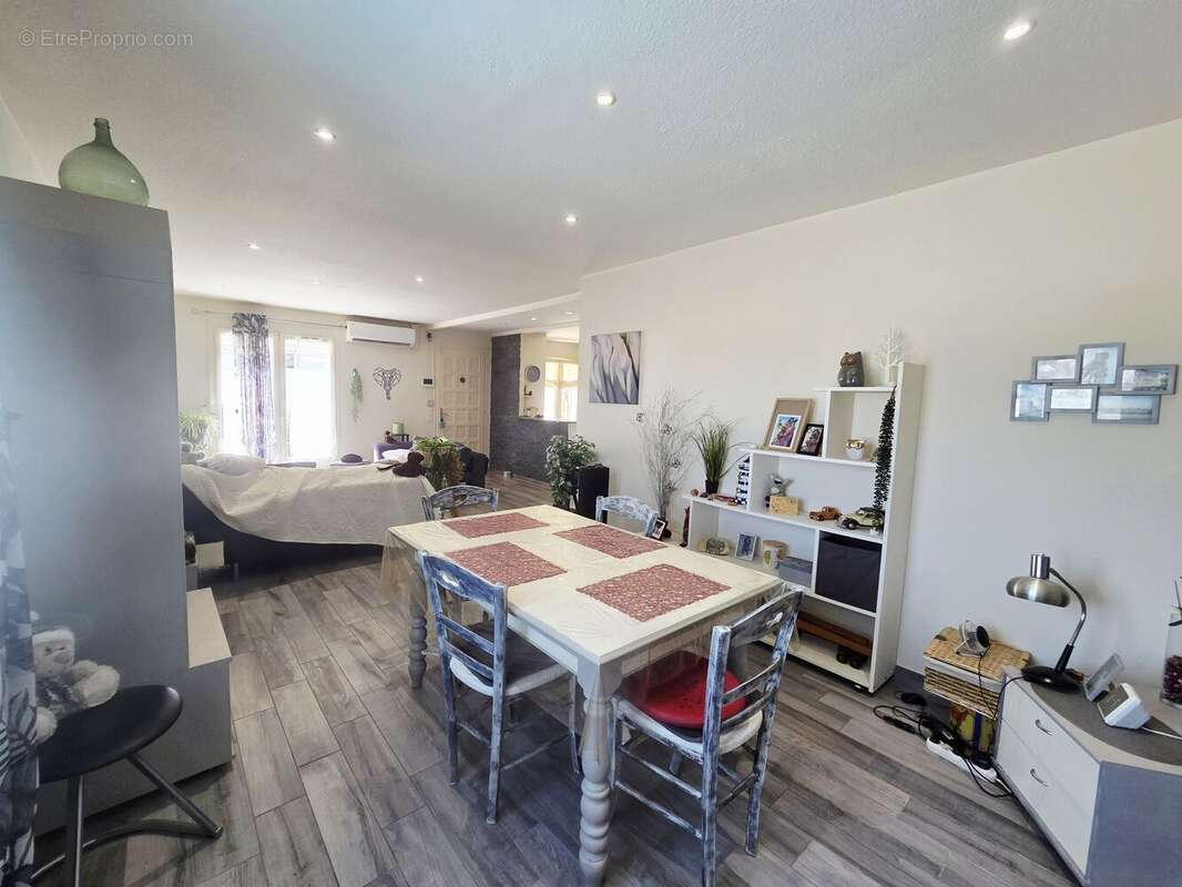 Maison à COLOMBIERS