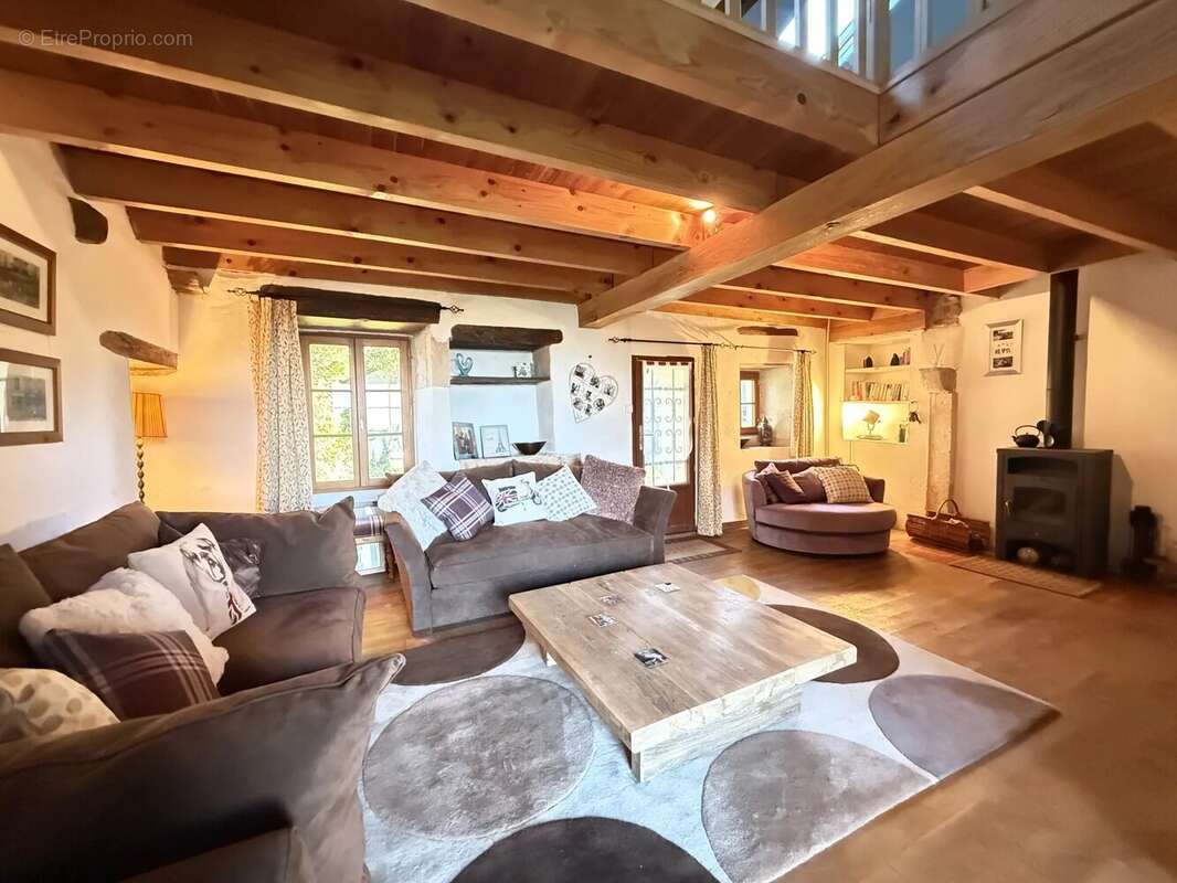 Maison à SAUZE-VAUSSAIS