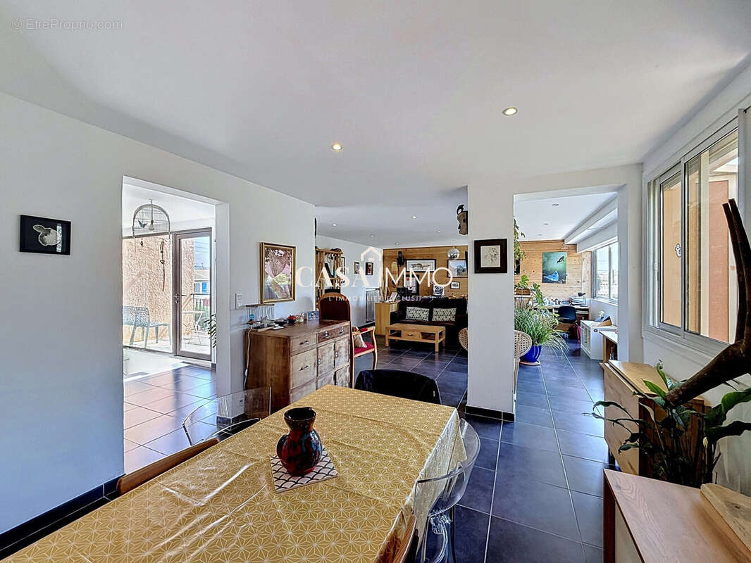 Appartement à HYERES