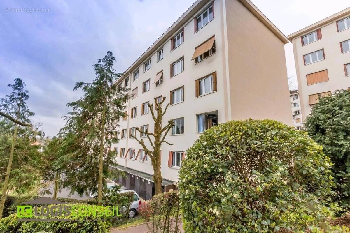 Appartement à CHATENAY-MALABRY