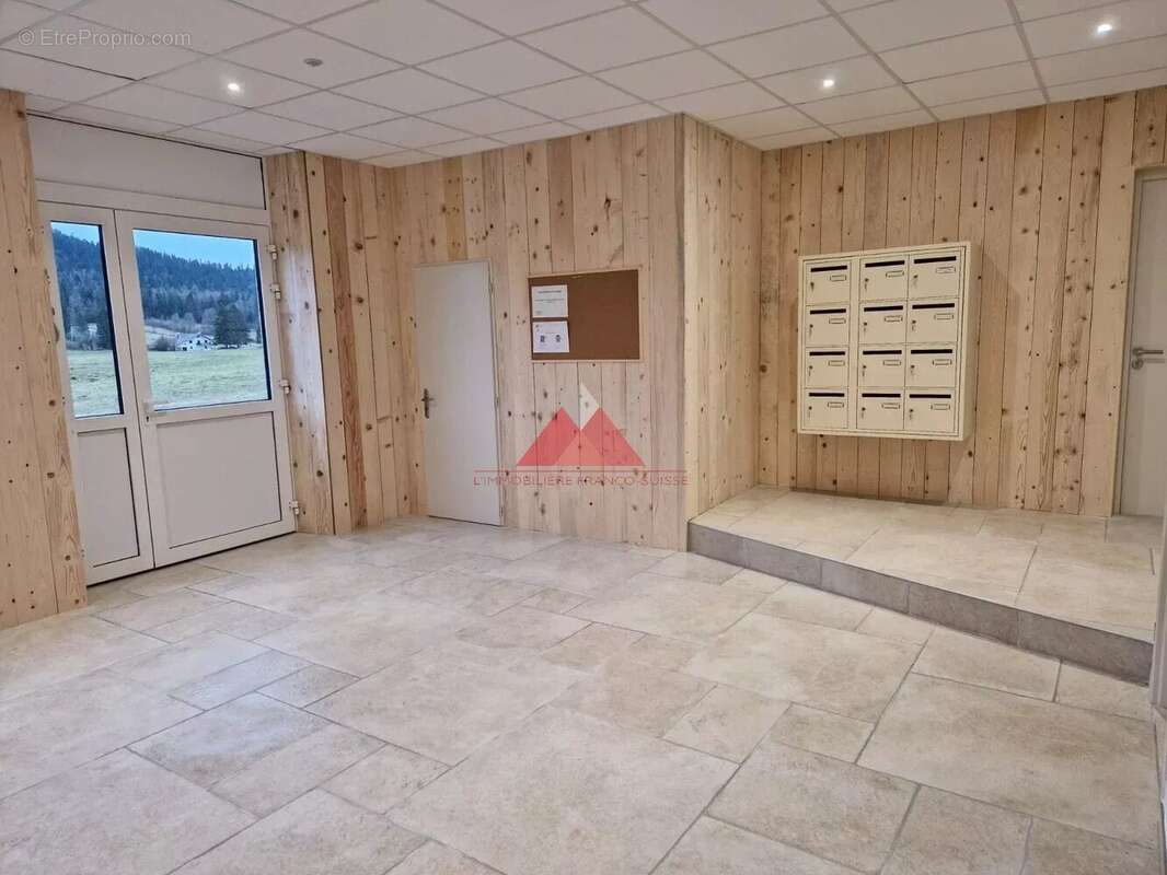 Appartement à LAC-DES-ROUGES-TRUITES