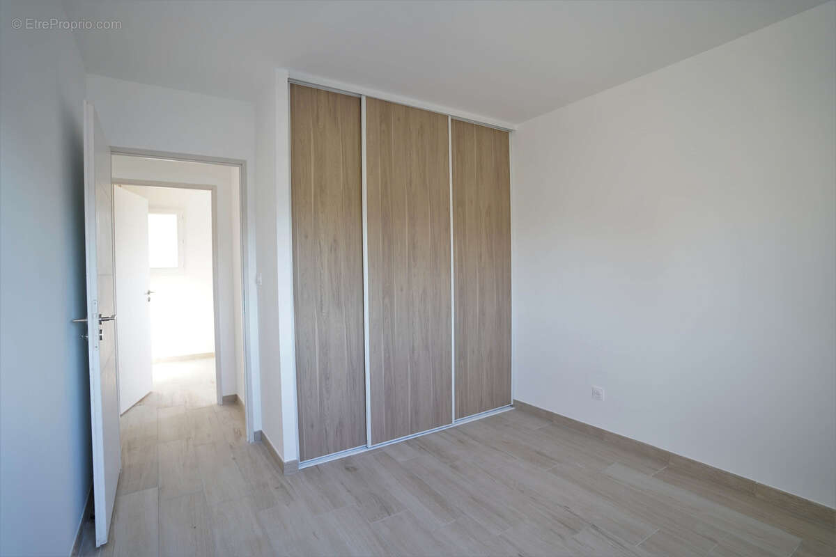 Appartement à VENTABREN
