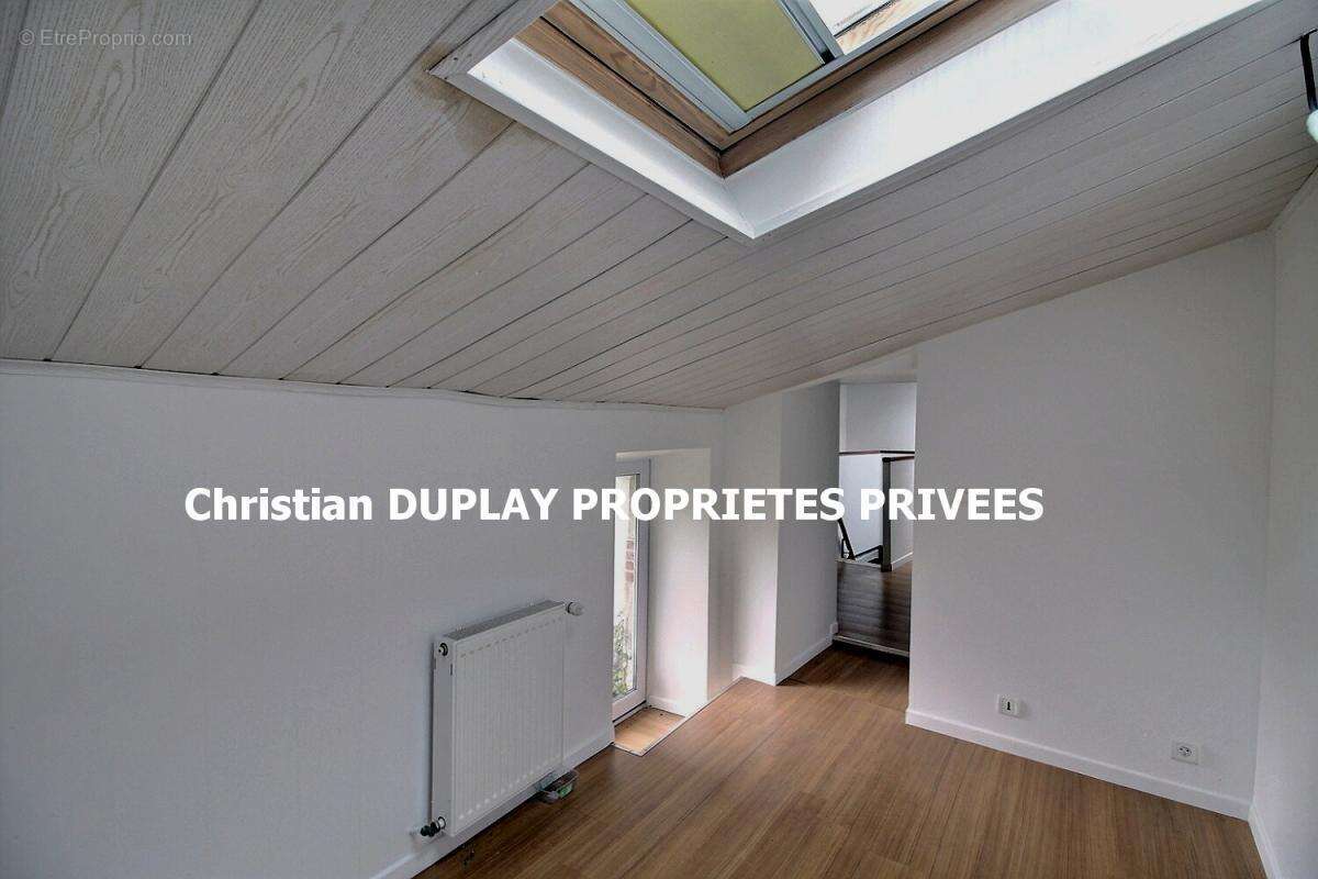TARENTAISE 42660 dans un hameau paisible au dessus de Rochetaillée ferme rénovée en 2010 sur la partie habitation 112m² habitabl - photo 9