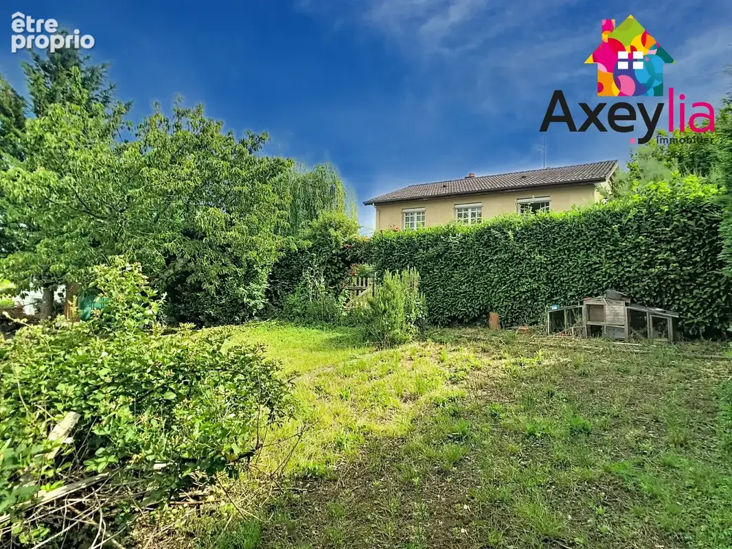 A vendre - a 5 min de charlieu - maison 4 ch avec garage et terrain - photo 4