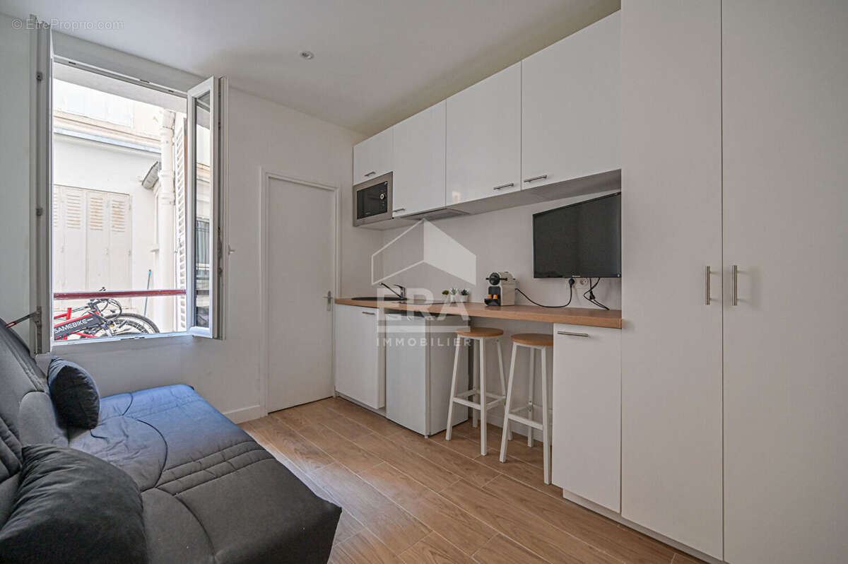 Appartement à PARIS-17E