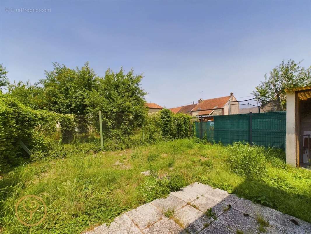 Maison à ROMILLY-SUR-SEINE