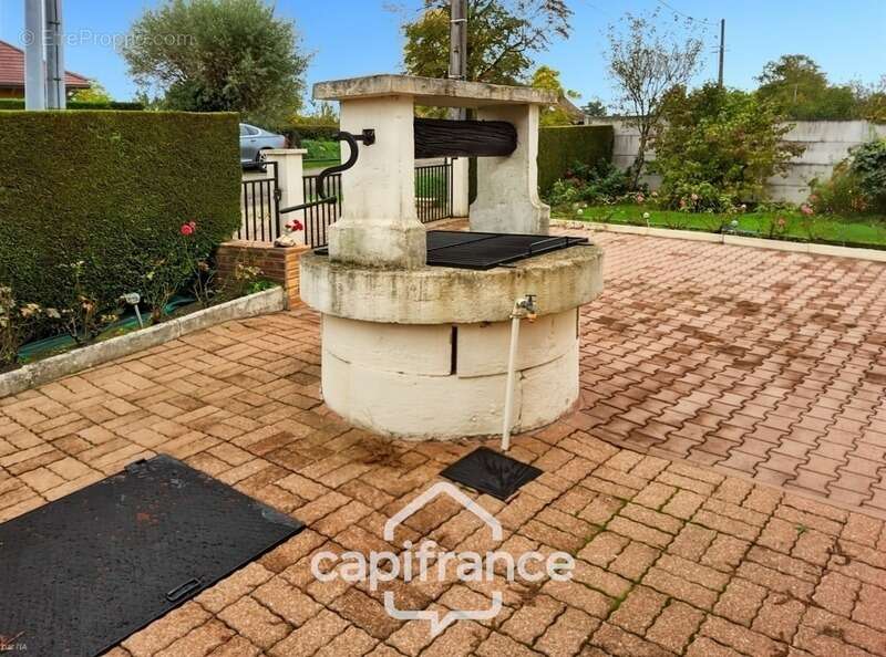 Maison à FRANGY-EN-BRESSE