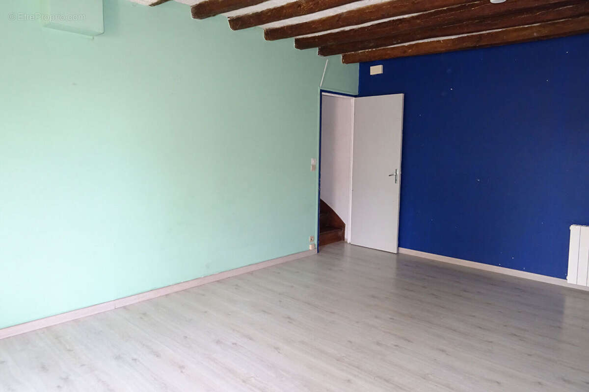 Maison à LA BAZOCHE-GOUET