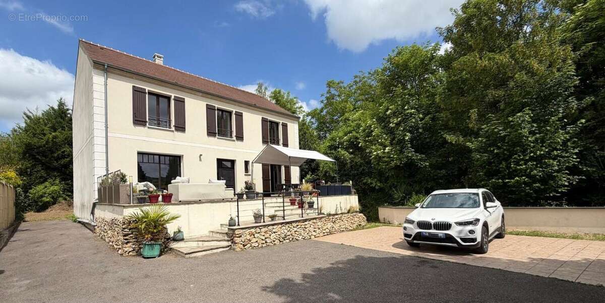 Maison à TESSANCOURT-SUR-AUBETTE