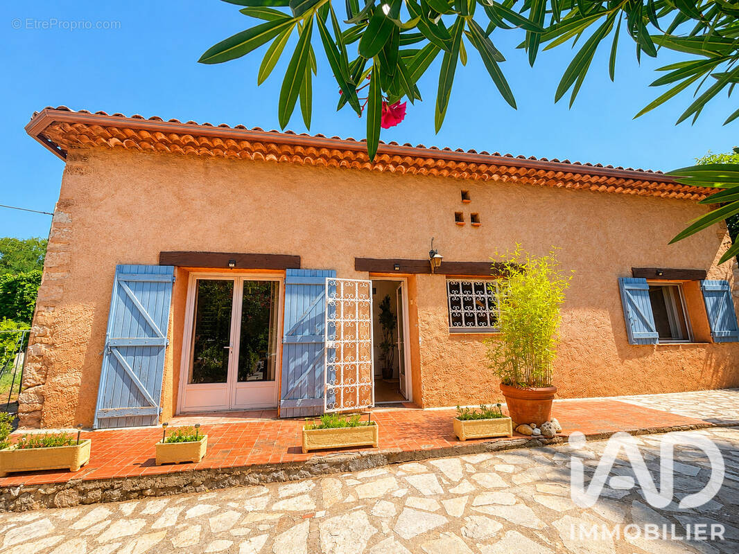 Photo 1 - Maison à VILLECROZE