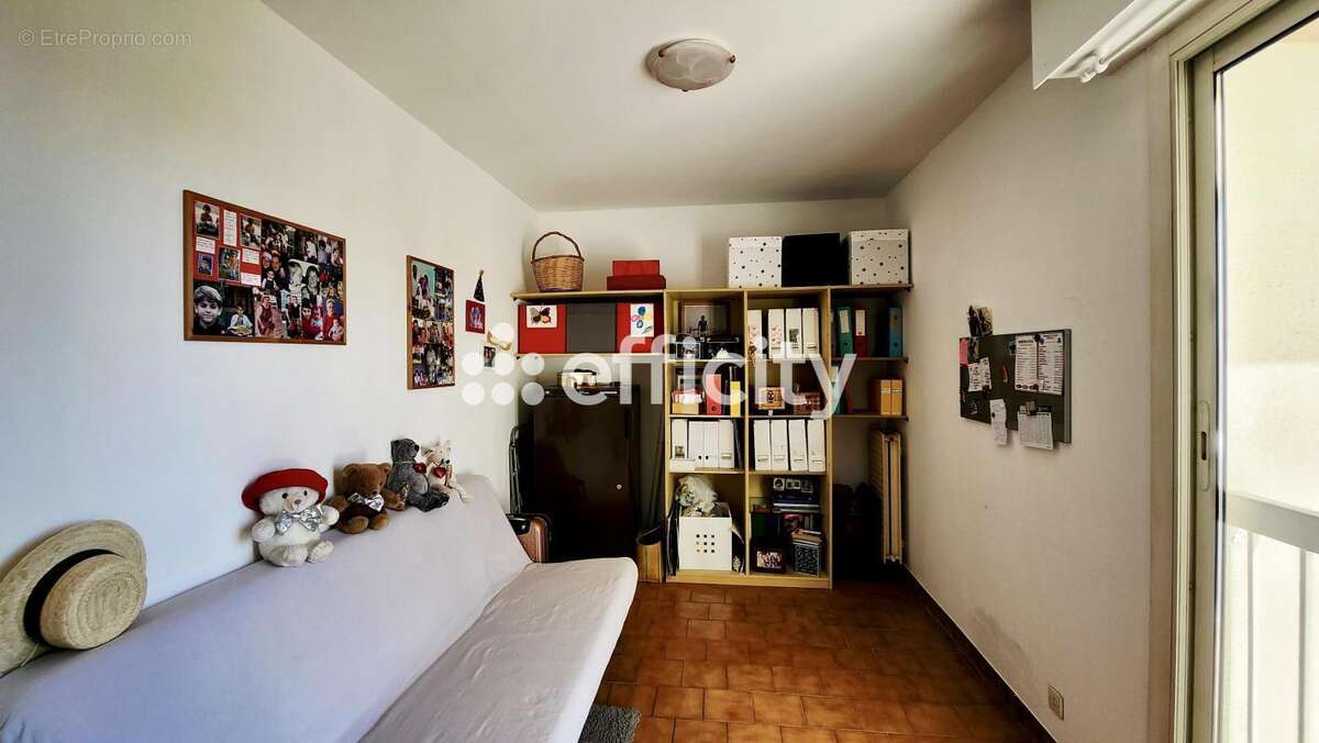 Appartement à MARSEILLE-11E
