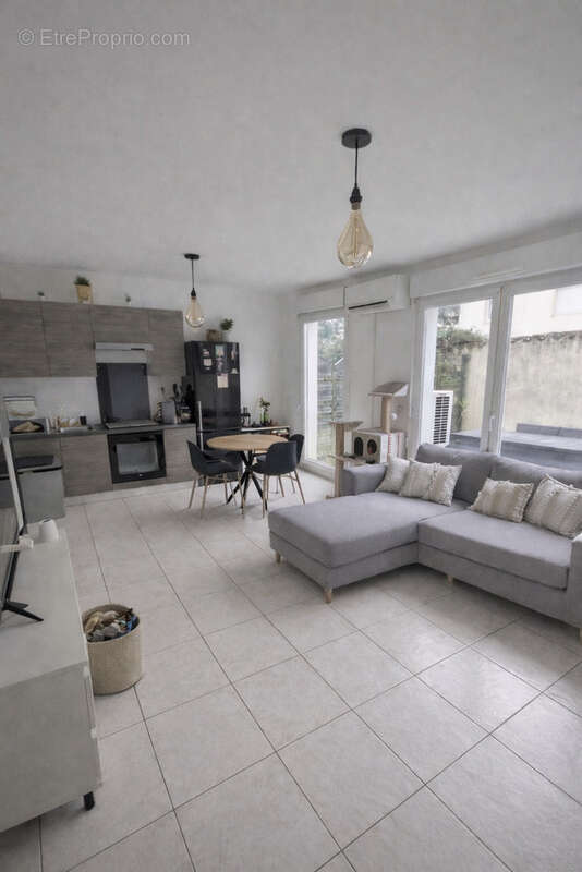 Appartement à SAINT-PRIEST