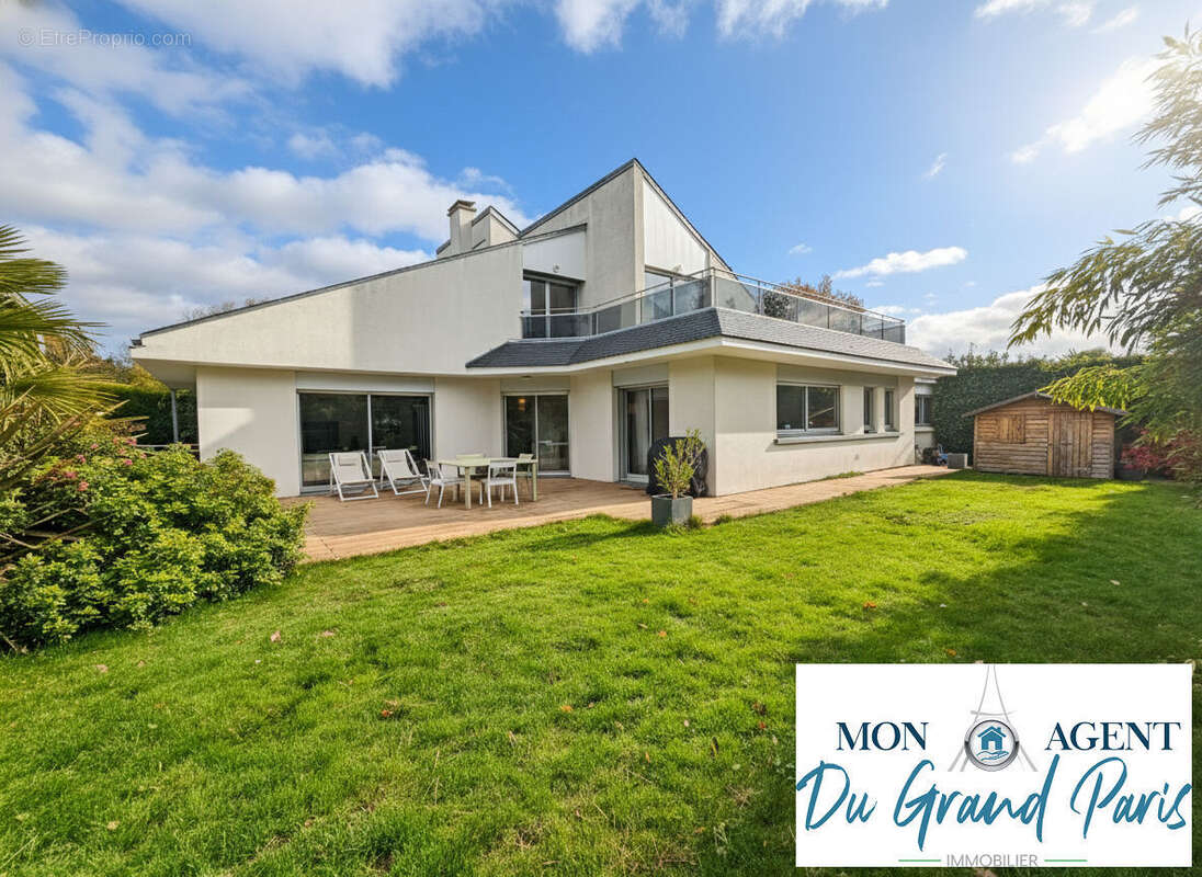 Maison à VELIZY-VILLACOUBLAY