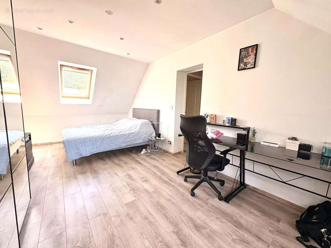 Maison familiale de 151 m² - photo 6