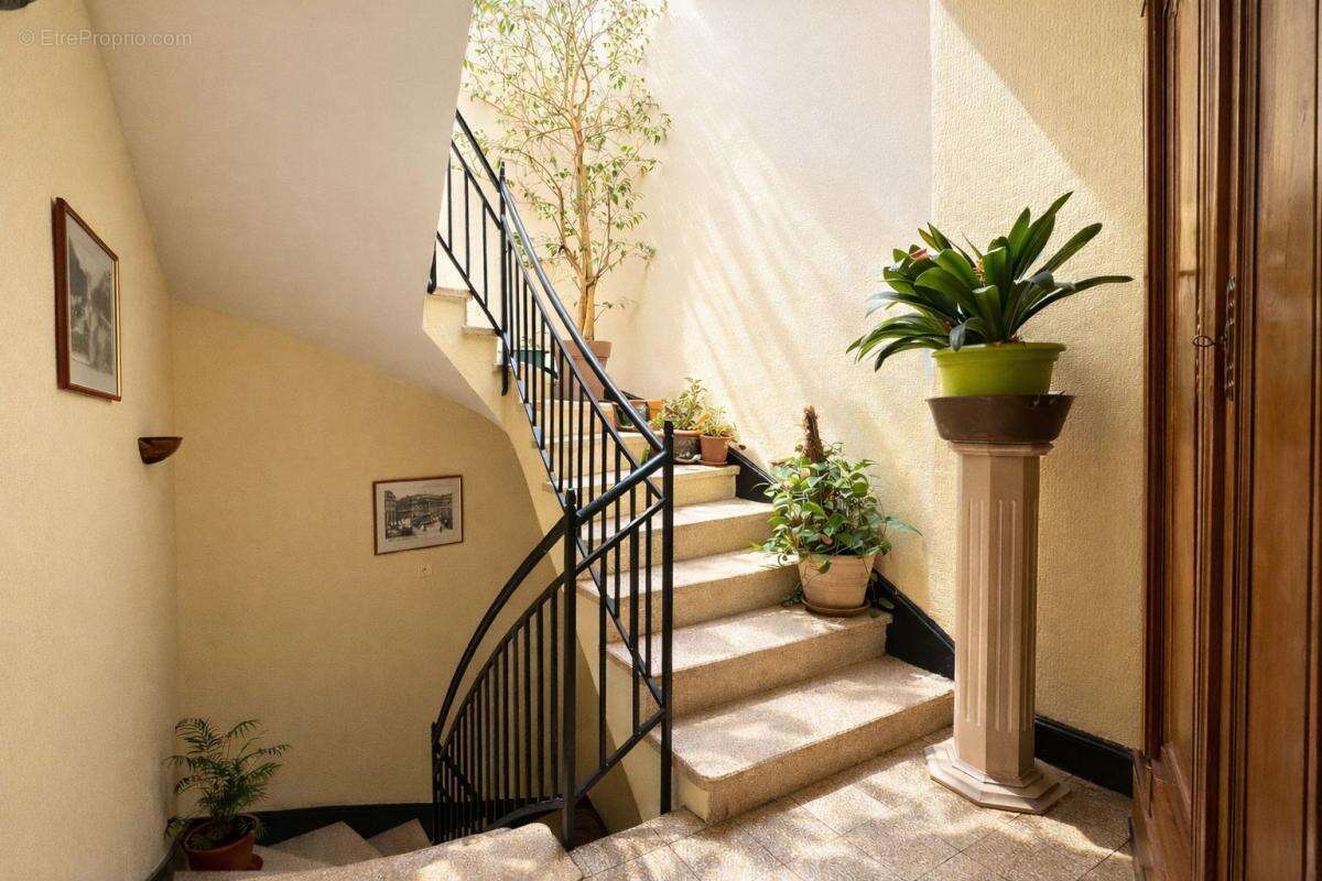 Maison à CASSAGNES-BEGONHES