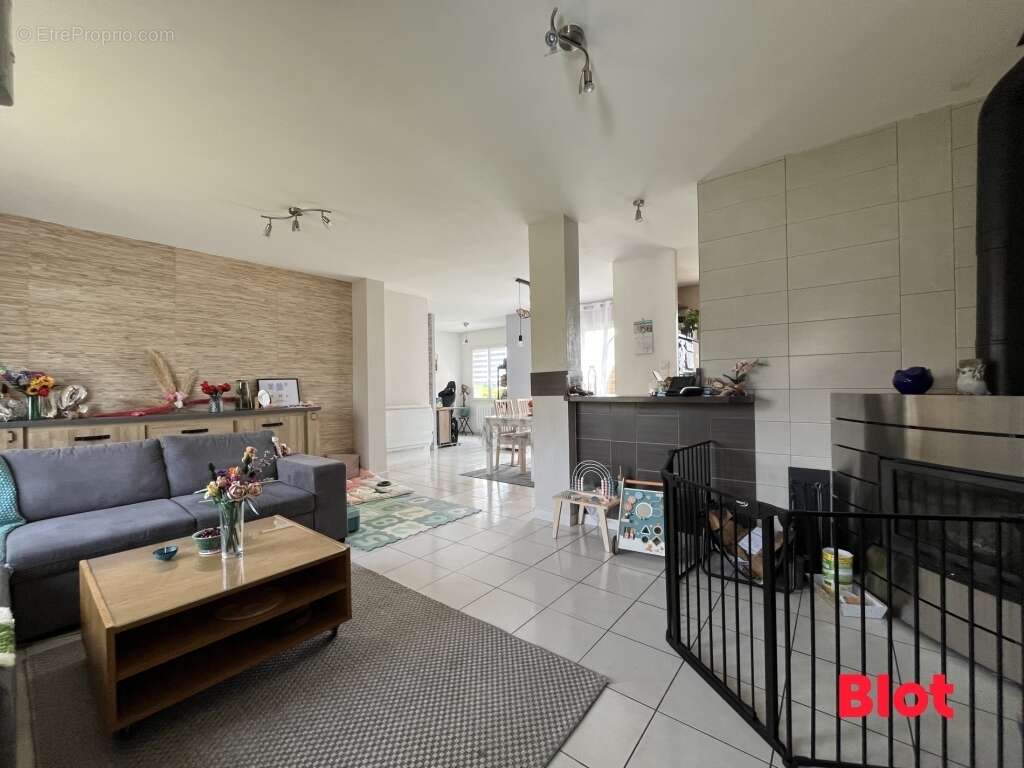 Maison 97 m² à Le Petit-Fougeray  - photo 5