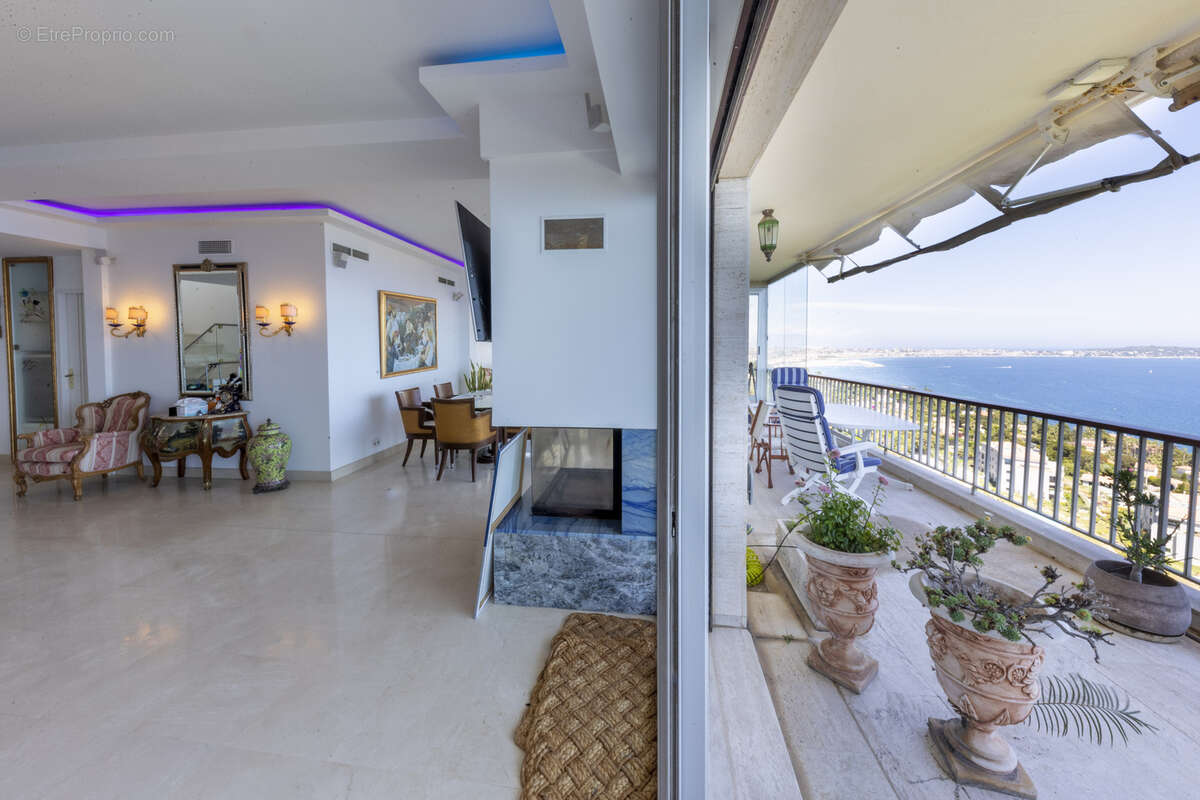 Beau duplex vue mer à cannes  3 254 400 € - photo 7