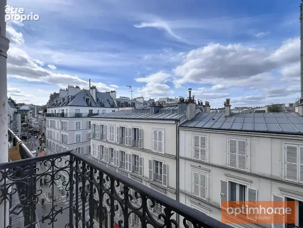 Appartement à PARIS-17E