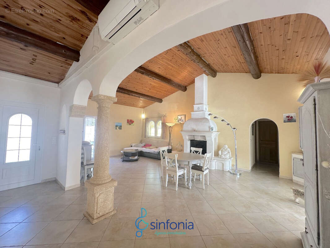 Maison à SAINT-SIFFRET