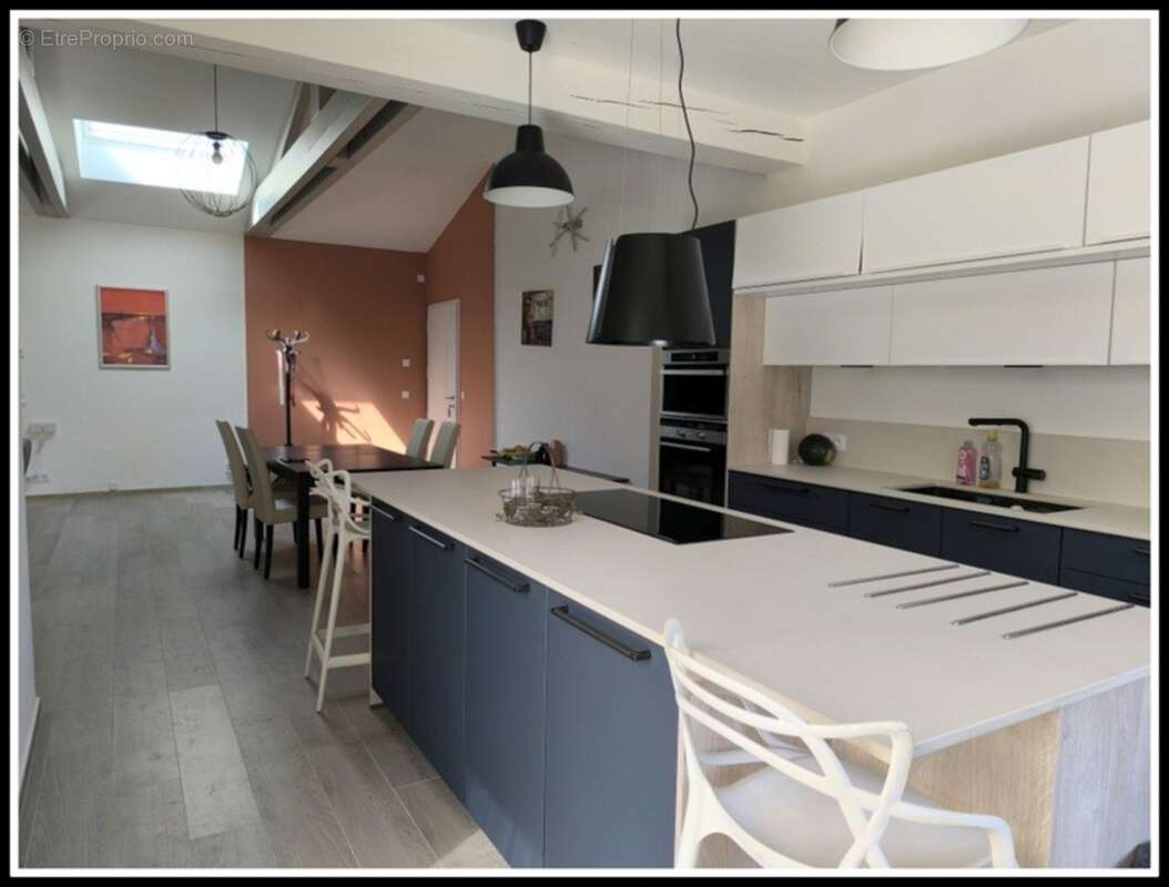 Belle maison  de plain pied entierement renovee avec piscine - photo 6