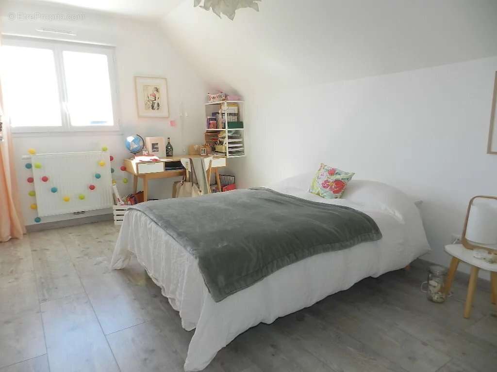 Maison à SAINT-PIERRE-SUR-DIVES