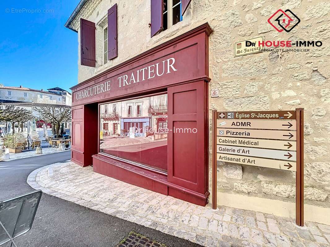 Maison à AUBETERRE-SUR-DRONNE