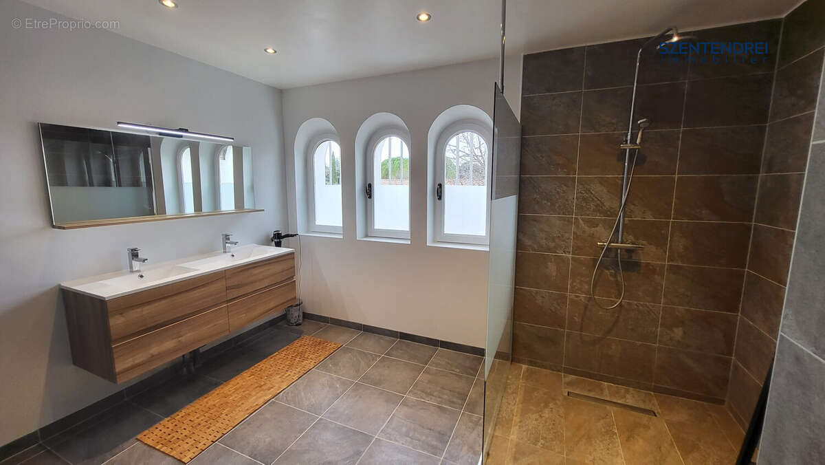 Maison à VILLETELLE