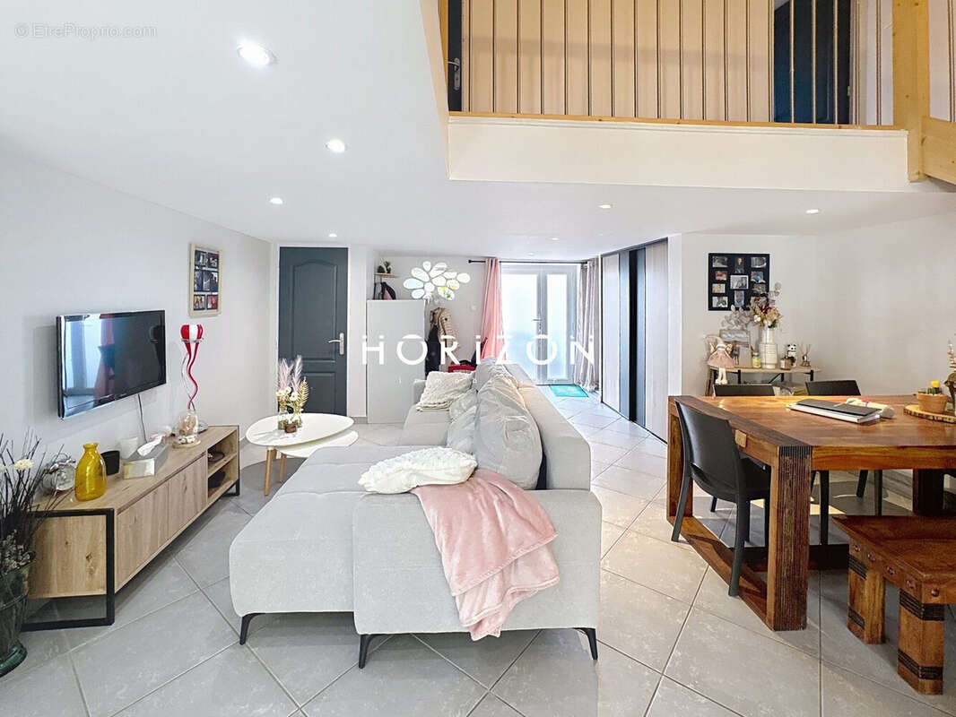 Appartement à SAINT-DIDIER-SUR-CHALARONNE