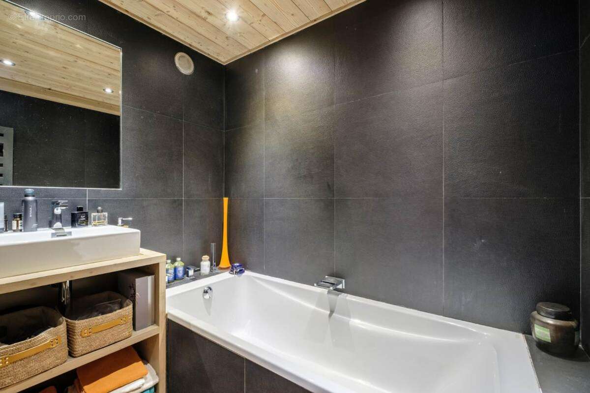 Appartement à DEMI-QUARTIER